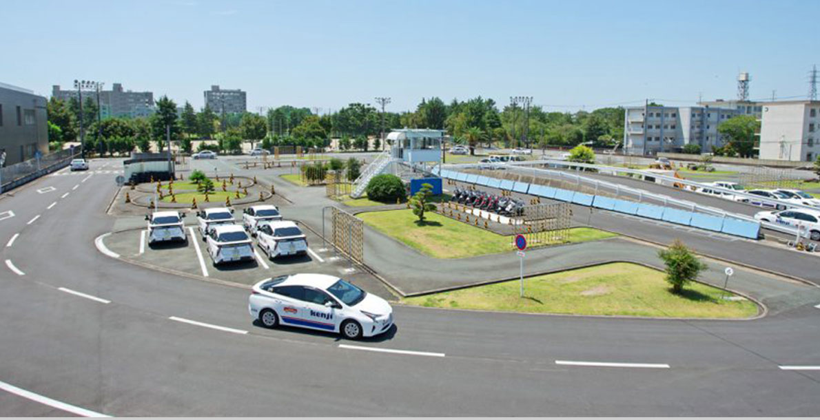 自動車教習コース