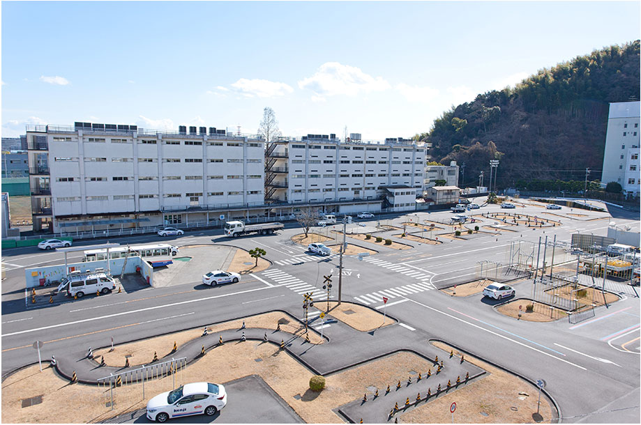 はじめてでも、ゆとりをもって運転できるように