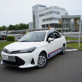 新✨教習車カローラAxio納車!!